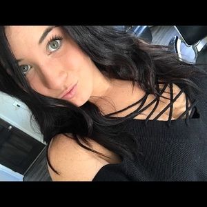 Meet your Posher, Emily